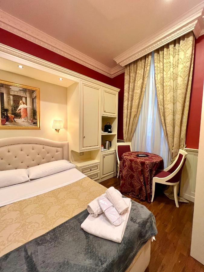 Hotel Dimora Frattina Řím Exteriér fotografie