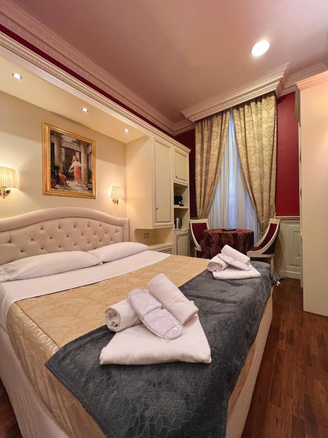 Hotel Dimora Frattina Řím Exteriér fotografie